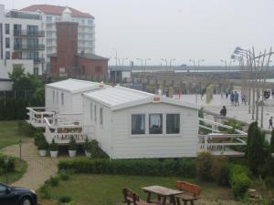 Zdjęcie z galerii obiektu Domek Apartamentowy w Darłówku