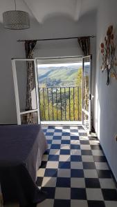 Nespecifikovaný výhled na hory nebo výhled na hory při pohledu z apartmánu + 6 fotografií