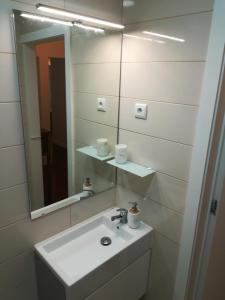 Vonios kambarys apgyvendinimo įstaigoje Matosinhos Beach Apartment
