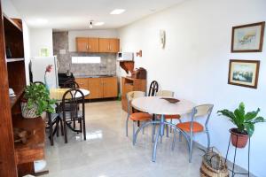 A kitchen or kitchenette at El Indalo