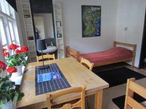 Postel nebo postele na pokoji v ubytování Håverud Hostel