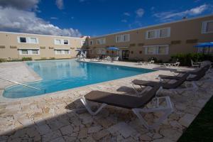 Bazén v ubytování Caribe Hotel Ponce nebo v jeho okolí