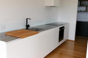 Una cocina o zona de cocina en The Cube