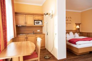 Kuchyň nebo kuchyňský kout v ubytování Bed and Breakfast Mittelkärnten