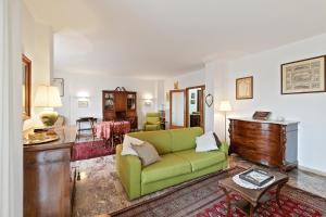 A seating area at Condominio Torcello Vintage Apartment