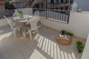 Balkón nebo terasa v ubytování MareinSicilia: Appartamenti Larica