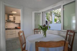 Køkken eller tekøkken på Sul Mare Sardegna Villa Nesea + 22 billeder