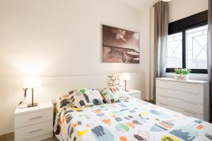 Fotografia z galérie ubytovania MABB-Quiet Apt With Private Patio Walking Distance To Downtown v destinácii Málaga