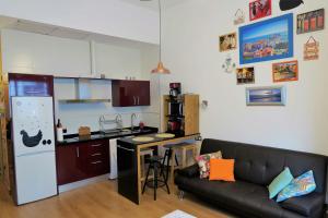 A cozinha ou cozinha compacta de Lovely Studio in the Heart of Malaga FREE SWIMMING POOL