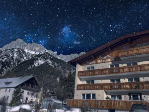 纳瑟尔文勒马拉德旅馆的星空充沛的夜晚酒店