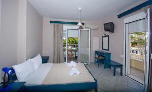 Gallery image of Athanasia Studios in Patitiri +3 photos