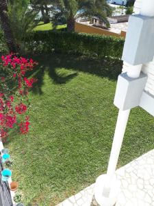 Zahrada ubytování 1 de 17 CASA CON JARDÍN PRIVADO A 200m DE LA PLAYA.