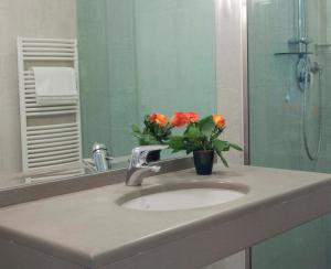 Ένα μπάνιο στο Hotel Adriatico