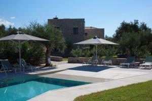 Bazén v ubytování Mythies - Holiday Houses in Mani nebo v jeho okolí