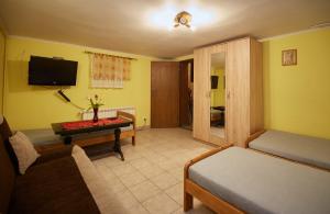 Foto dalla galleria di Martiany gm.Kętrzyn( Ośrodek Wypoczynkowy) a Martiany Altre 23 foto