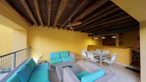 Posedenie v ubytovaní Villa Cornelius Lujo Rural 5 Estrellas Verdes
