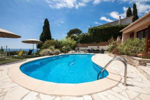 Fotografie z fotogalerie ubytování La Demeure Insoupçonnée v destinaci Cassis + 37 fotografií