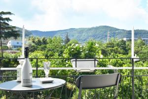Nespecifikovaný výhled na hory nebo výhled na hory při pohledu z bed and breakfast