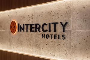 Intercity Cuiabá في كويابا: لافته لدخول الفندق