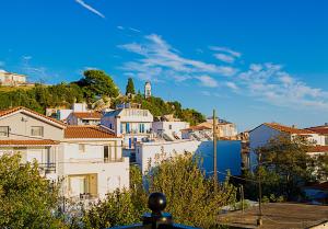 Foto dalla galleria di Anthena Studios a Città di Skiathos