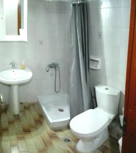 Kúpeľňa v ubytovaní Hause Zorbas