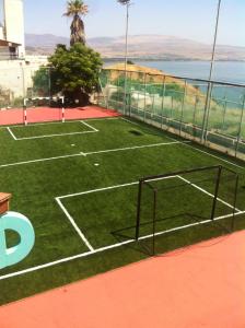 Tennis ou squash au sein de l'hôtel ou à proximité