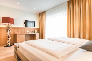 Gallery image of Das Salvator Iris Porsche Landhotel in Friesach +66 photos