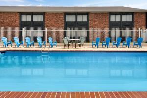 Galeriebild der Unterkunft Super 8 by Wyndham Des Moines in Des Moines