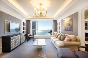 Gallery image of Baymond Hotel in Busan