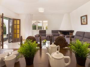 Posedenie v ubytovaní Holiday Home El Dorada Playa by Interhome