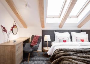 Säng eller sängar i ett rum på Villa Górska Ski & Bike