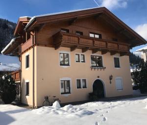 Haus Brunhilde durante el invierno