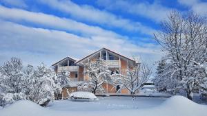 Gallery image of Shania Residence in Übersee