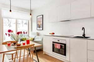 Kuchyň nebo kuchyňský kout v ubytování #stayhere - Modern Designer 1BDR Apartment in Artistic District