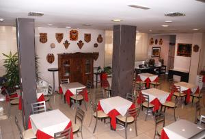 Restaurace v ubytování Hotel Villa de Cacabelos