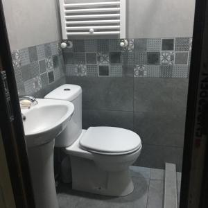 Koupelna v ubytování Guesthouse Zeinabi