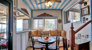 A seating area at Container Luxury House