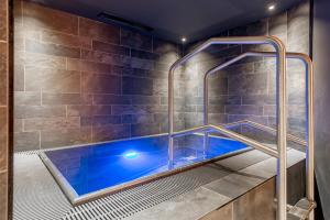 The swimming pool at or close to Aktiv- & Wellnesshotel Bergfried