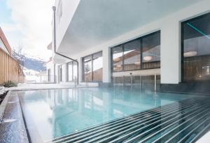 The swimming pool at or close to Aktiv- & Wellnesshotel Bergfried