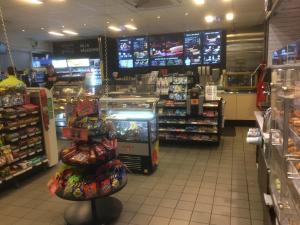 Supermercato o altri negozi dell'hotel o nelle vicinanze