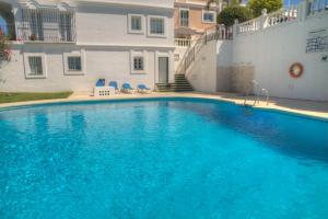 Galeriebild der Unterkunft Aloha Pueblo with sea views in Marbella