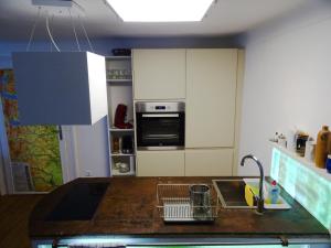 A kitchen or kitchenette at Apartment Center