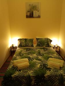 Gallery image of Rooms 4 you - Small Yellow room in Portimão
