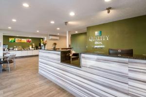 Lobi ili recepcija u objektu Quality Inn Bloomsburg