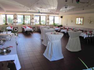 Restaurace v ubytování "Unter den Kastanien"