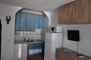 Kuchnia lub aneks kuchenny w obiekcie Studio Vue Mer