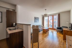 Kuchyňa alebo kuchynka v ubytovaní Budapest Central Port Apartment