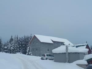 Rondović Apartmani - Durmitor durante l'inverno