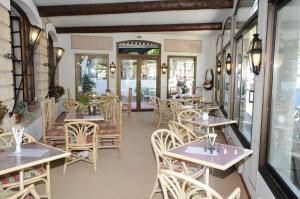 Gallery image of Grand H&ocirc;tel du Cours in Sisteron