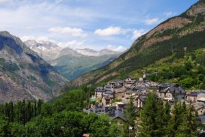 Bird's-eye view ng Hotel SNO Edelweiss